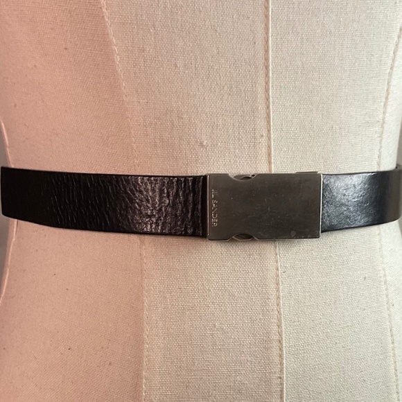 Jil Sander 90cm/35.5in x 1in black leather silver snap buckle pristine Vintage